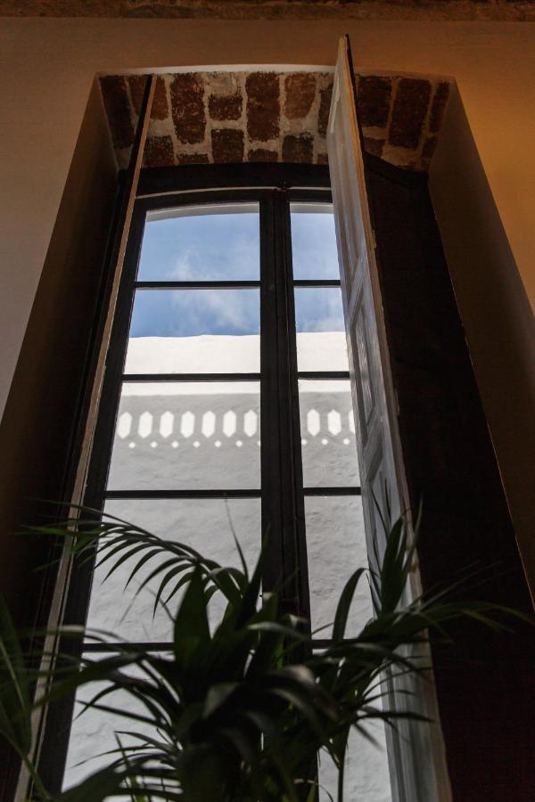 La Colonial Suites Apartamentos De Lujo ラスパルマス・デ・グランカナリア エクステリア 写真